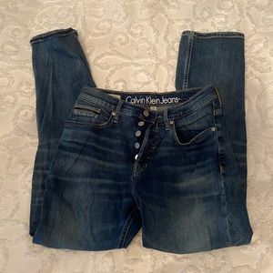 CALVIN KLEIN JEANS